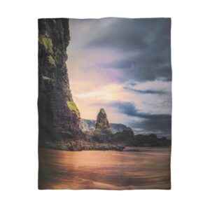 Mystic Cliff Duvet Cover - Scandinavian-Modern Coastal Twilight