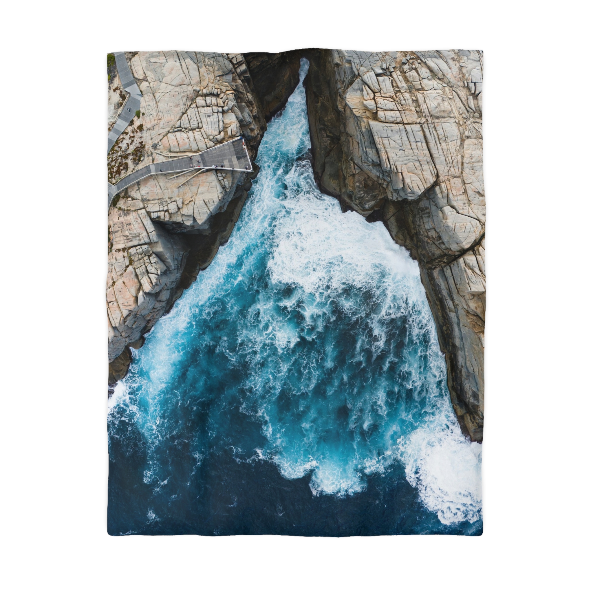 Coastal-Cliff Duvet Cover - Scandinavian-Seaside Storm